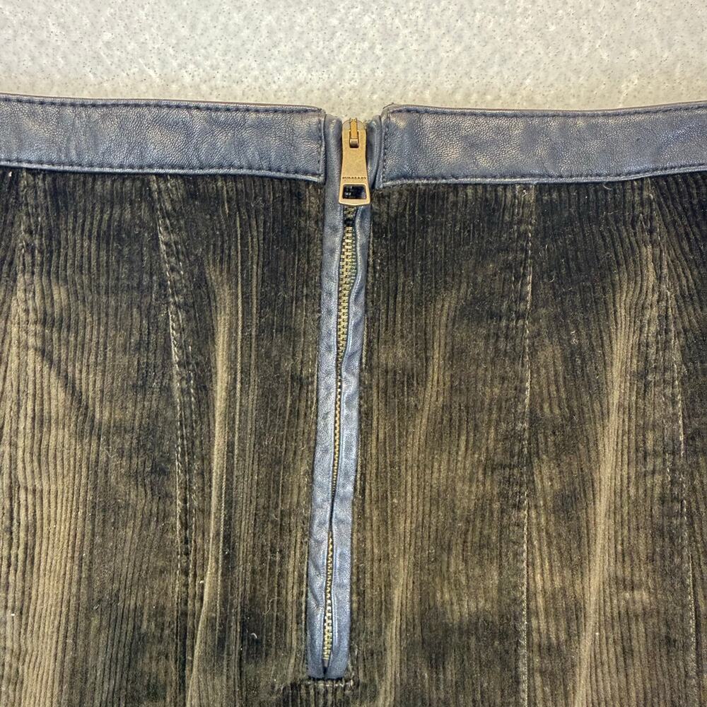 Burberry Brit Corduroy Pencil Skirt Size 2 Olive Green Leather Trim Zip Pockets - Picture 4 of 11